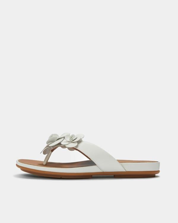 FitFlop Womens Gracie Flower Leather Flip-Flops - Urban White 194 | CHO | Designer Womens Sandals