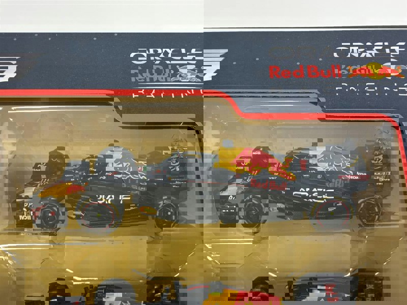 Red Bull Formula 1 Set of 7 Cars with Display Stand 1:43 Scale Bburago 38168