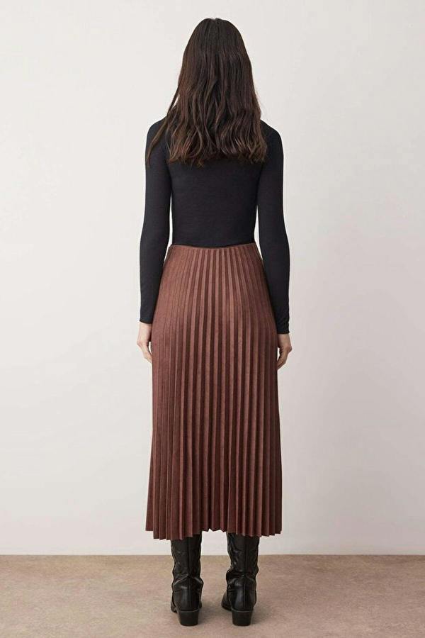 WOVCOR Suede A-line Pleated Maxi Stretch Knit Skirt