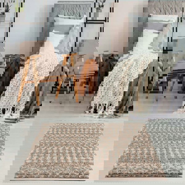 Moroccan-style thick shaggy rug 30 mm pile, non-shedding, pet-friendly, and easy to clean