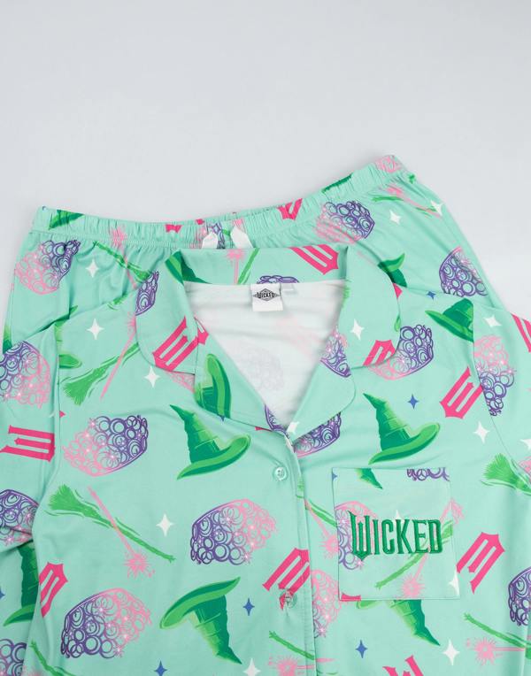 Wicked Womens Green Character Long Sleeve Long Leg Pyjama Set