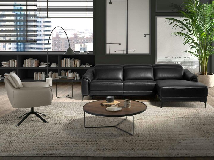 Angel Cerdá Dark grey leather swivel armchair 5125
