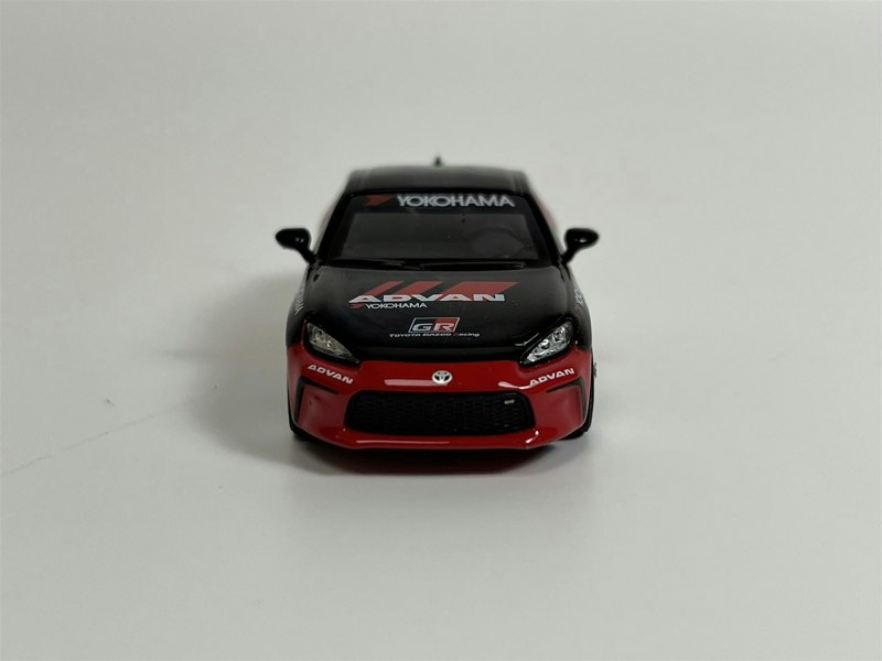 Pop Race Toyota GR86 Advan 1:64 Scale Pop Race PR640024