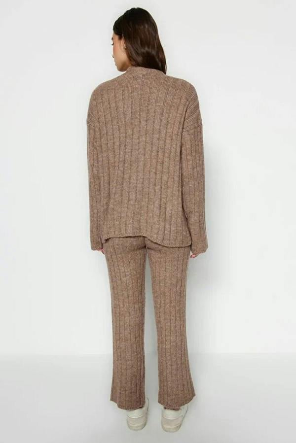 WOVCOR 2-Piece Loose Fit Soft Texture Knit Top & Pants Set