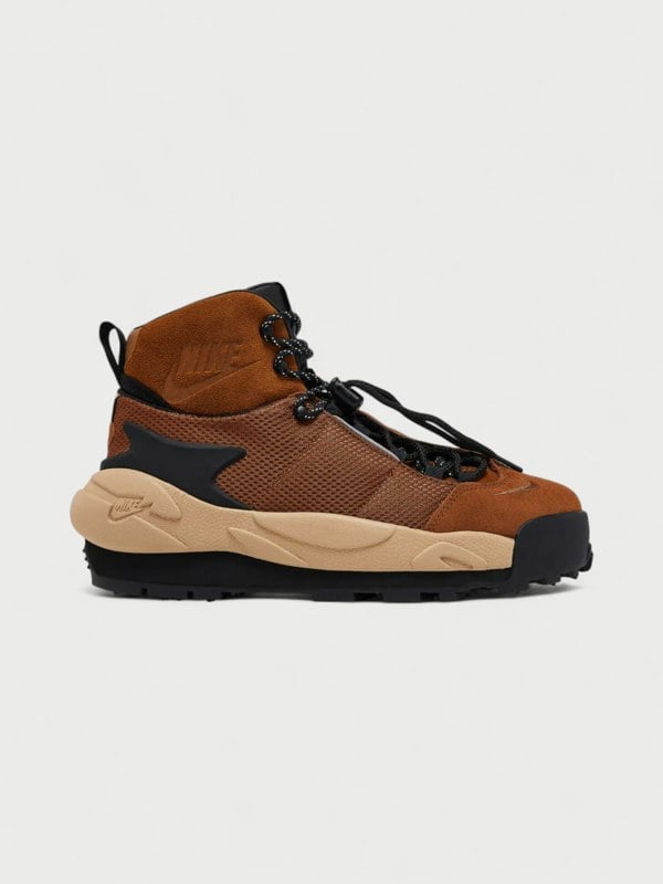 Nike Magmascape SP Sacai Light British Tan