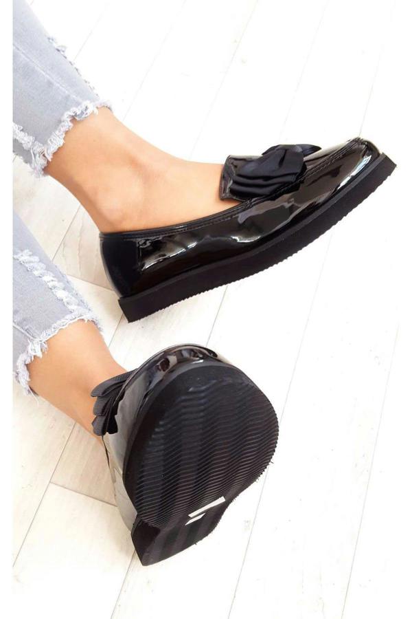 Lucinda Bow Patent Flat Pump Shoe - Black