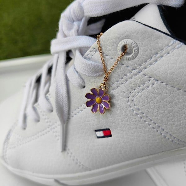 The Colourful Aura Daisy Sunflower Dangle Shoe Lace Sneaker Accessories Summer Floral Skate Charm