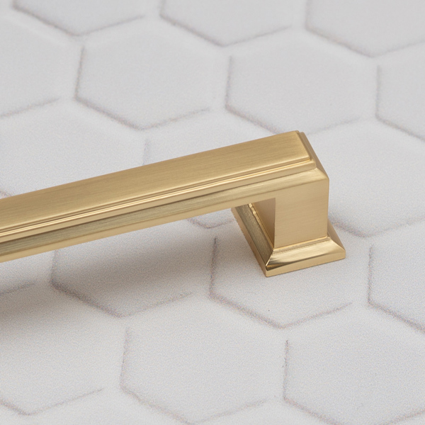 Handle & Home Brushed Brass Square Handle and Coordinating Knob