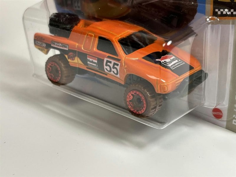 Hot Wheels Toyota Off Road Truck Baja Blazers 1:64 Scale - GRX70M522 B12