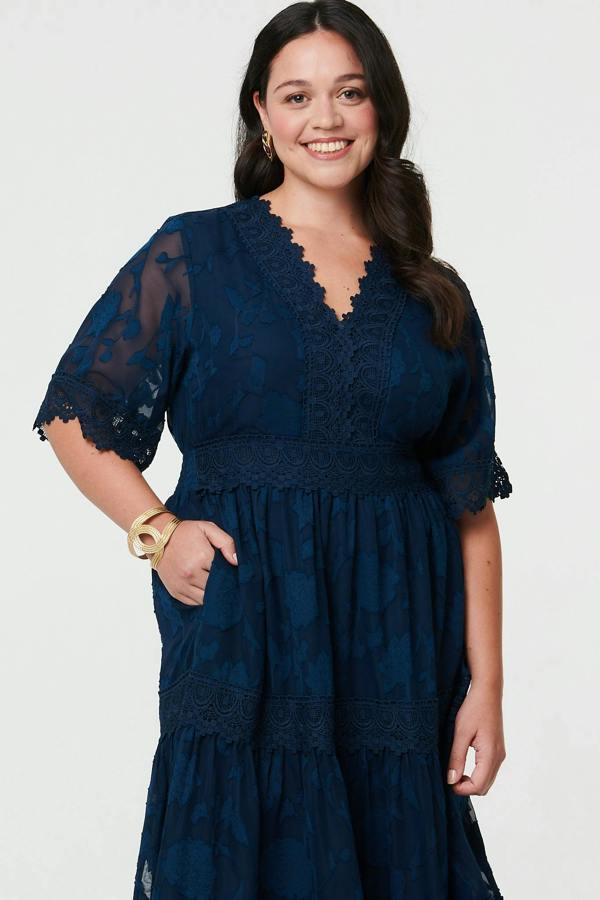 Navy | Curve Floral Lace 1/2 Sleeve Maxi Dress
