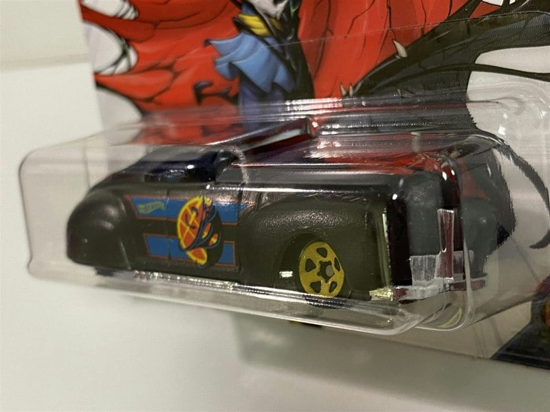 spiderman maximum venon hot wheels tail dragger gjv27 1:64 scale