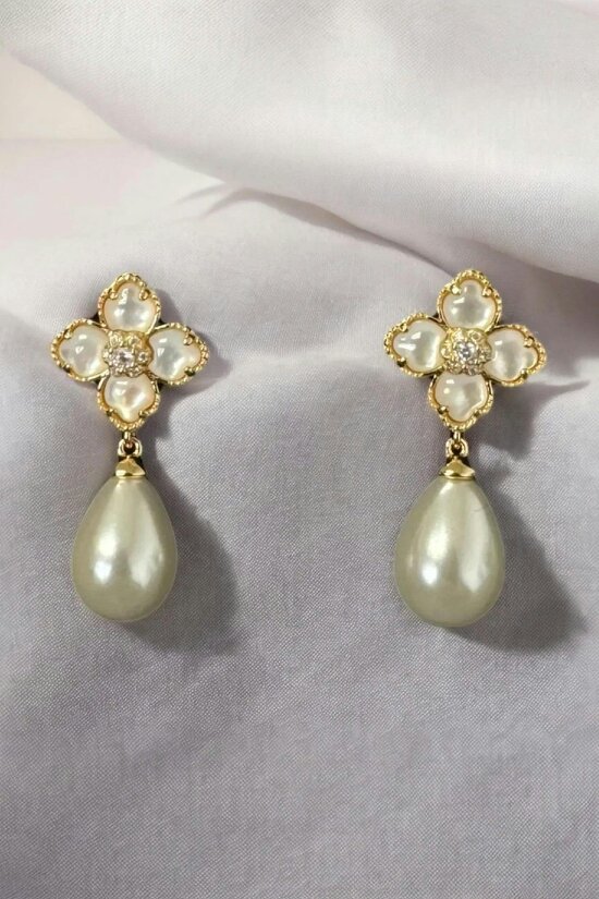 Latelita Flower Clover Pearl Drop Earrings Mother Of Pearl Gold