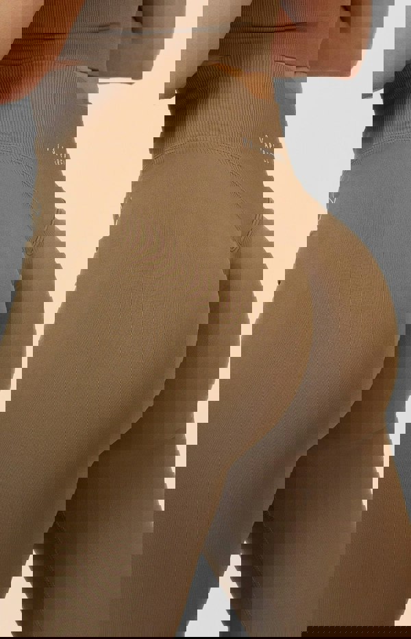 V3 Apparel Form Seamless Scrunch Leggings - Cocoa Beige