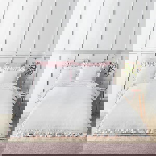 Catherine Lansfield So Soft Mono Frill Duvet Cover Set White / Pink