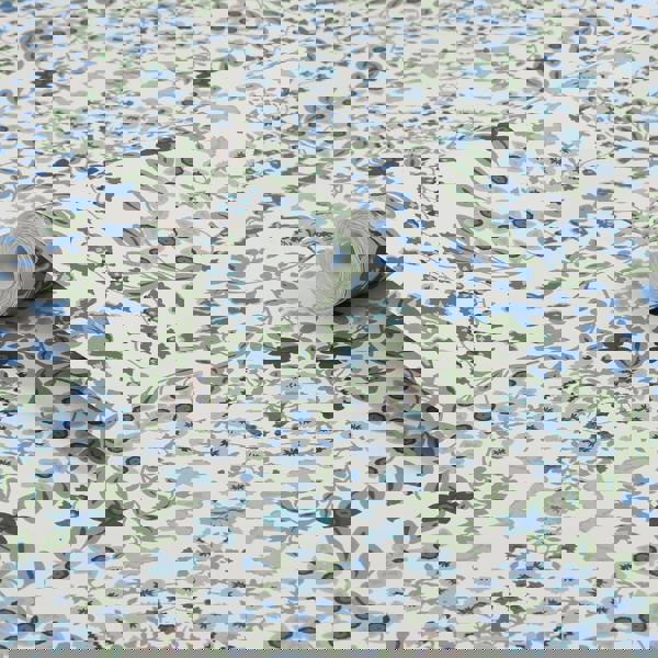 Joules Symmetrical Trellis Ditsy Wallpaper - Creme - 10m