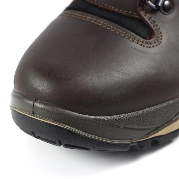 Grisport Quatro boot with toe box cushioning 