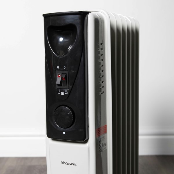 Samuel Alexander 1.5kw 7 Fin Oil Radiator Heater with Adjustable Thermostat