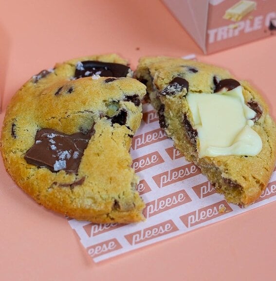 Pleese Triple Chocolate & Sea Salt Cookie