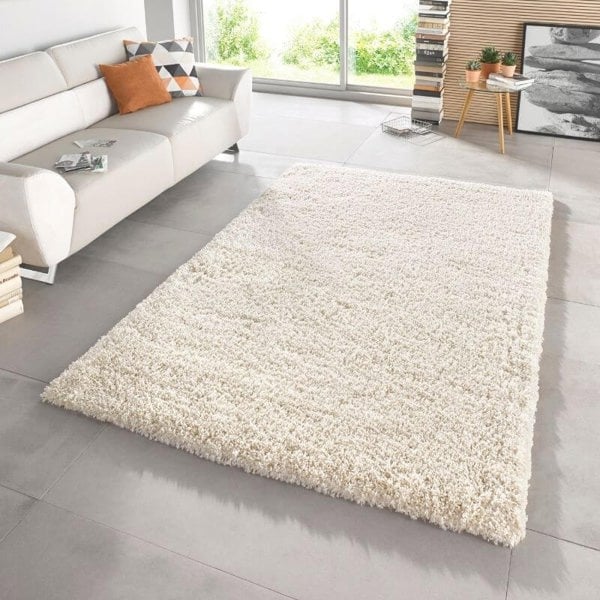 The Rugs Deep-Pile Venice Cream Rug for Ultimate Comfort