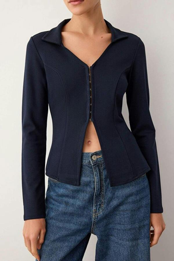 WOVCOR Polo Collar Hooked Fitted Knit Blouse