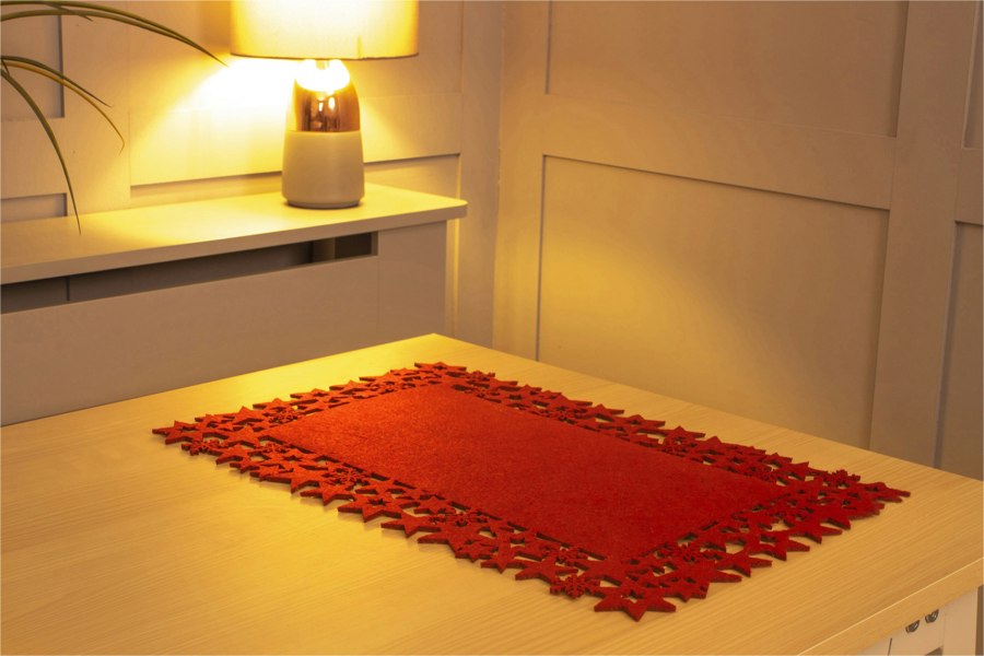 St Helens Felt Table Mats (Pair), Red
