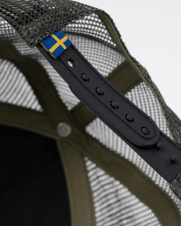 Fjallraven Langtradarkeps Unisex Cap in Green 620