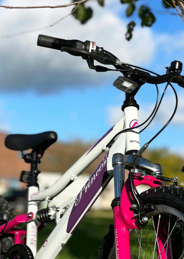 Basis Bikes Basis Princess 20" Girls Full Suspension Mountain Bike - White/Pink