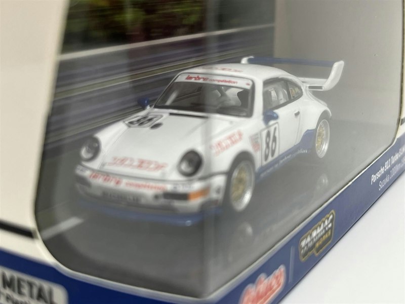 Tarmac Porsche 911 Turbo S LM GT Suzuka 1000 km 1994 1:64 Scale Tarmac Works T64S00994SU