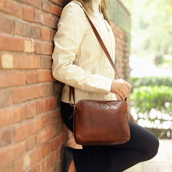 PRIMEHIDE Orion Leather Handbag Double Zipper