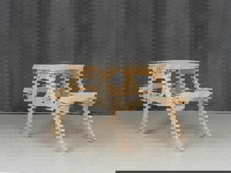 Classic pub-style picnic bench and table, designed for outdoor dining areas such as gardens, patios, cafés, and public spaces, supplied ready for painting.