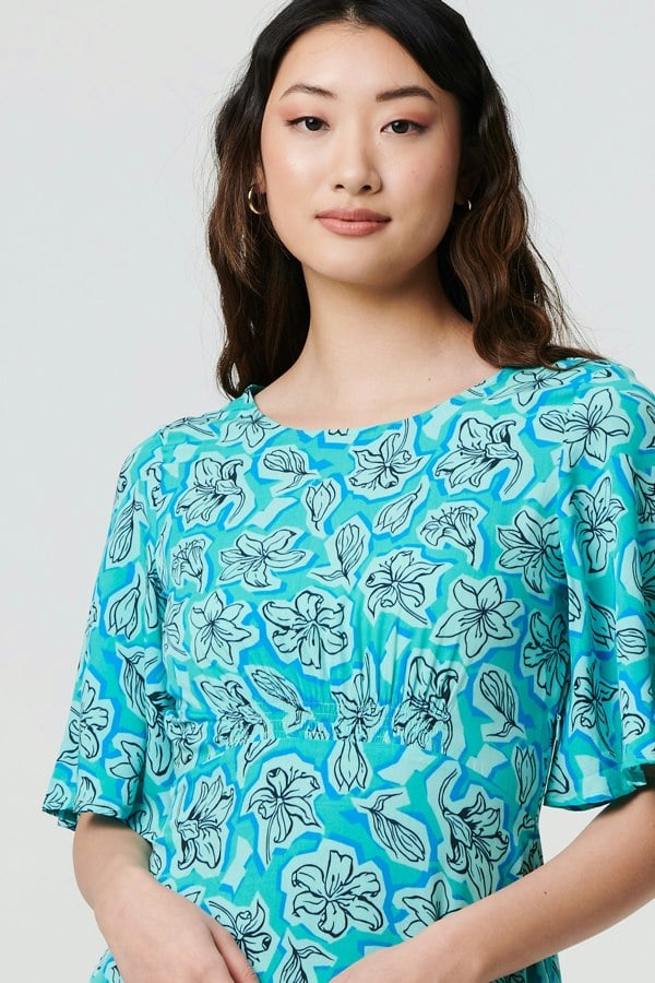 Green | Floral 1/2 Flare Sleeve Midi Dress
