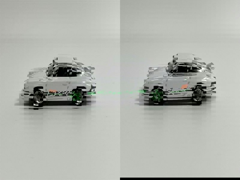 Mini GT Porsche 911 Carrera RS 2.7 Grand Prix White With Green Livery RHD 1:64 Mini GT MGT00801R