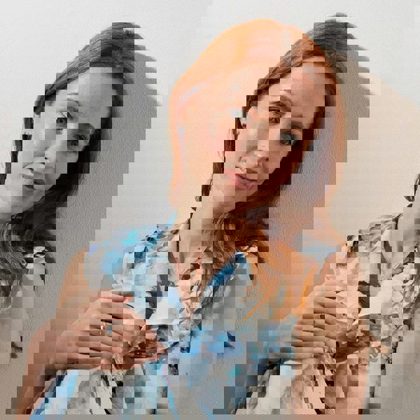 T. H. Baker 9ct White Gold Multi Cut Blue Topaz Ring GR631