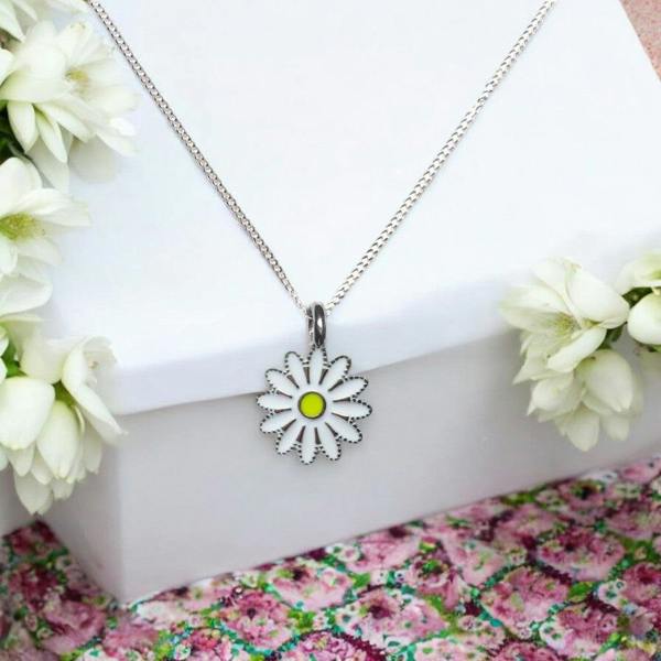 Aye Do Gifts Girls White Daisy Charm Necklace