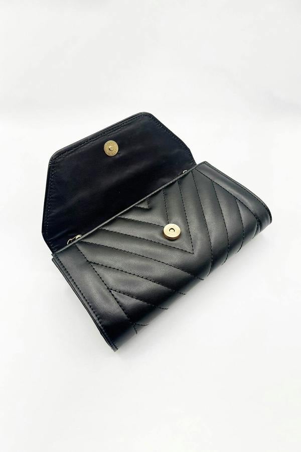 SVNX Quilted Chain Clutch Bag in Black