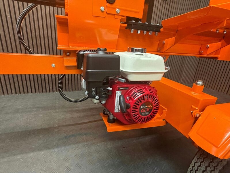 Rock Machinery 22ton Venom Log Splitter With Table