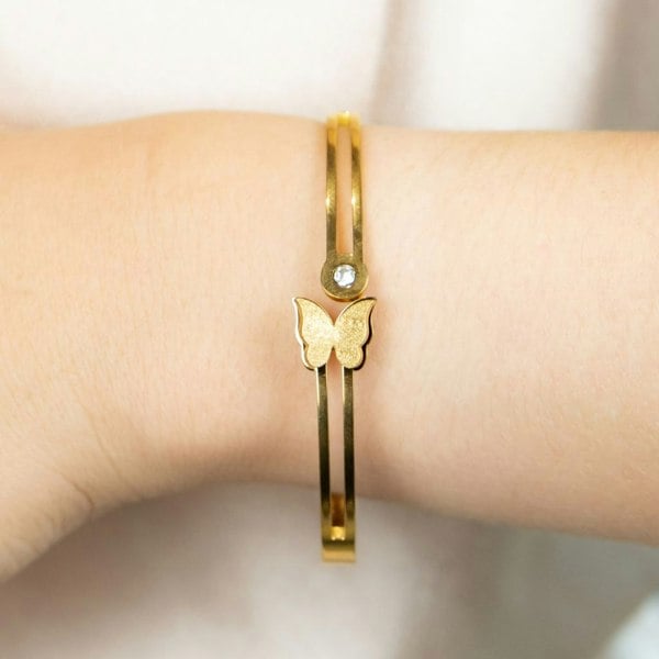 The Colourful Aura Butterfly Zircon Animal Themed Slim Magnetic Design Bangle Bracelet