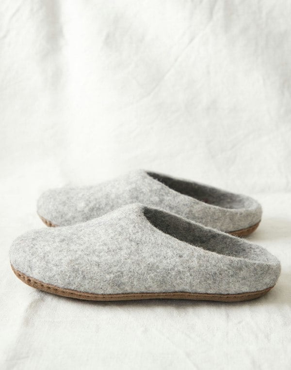 Women's Handmade Eco Felt Suede Sole Mule Slippers – Light Ash - British Boxers