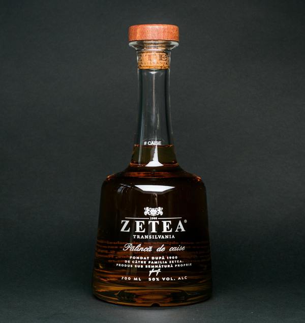 Zetea Apricot Brandy (Palinca caise / Apricot palinka) 700ml