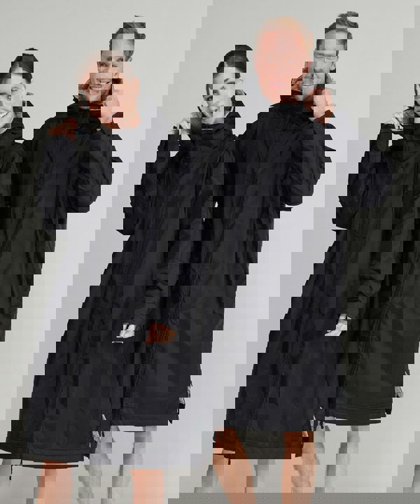 Xero Degrees Adult Xero Degrees Insulated ¾ Length Changing Robe Dry Robe {XO-CH911}