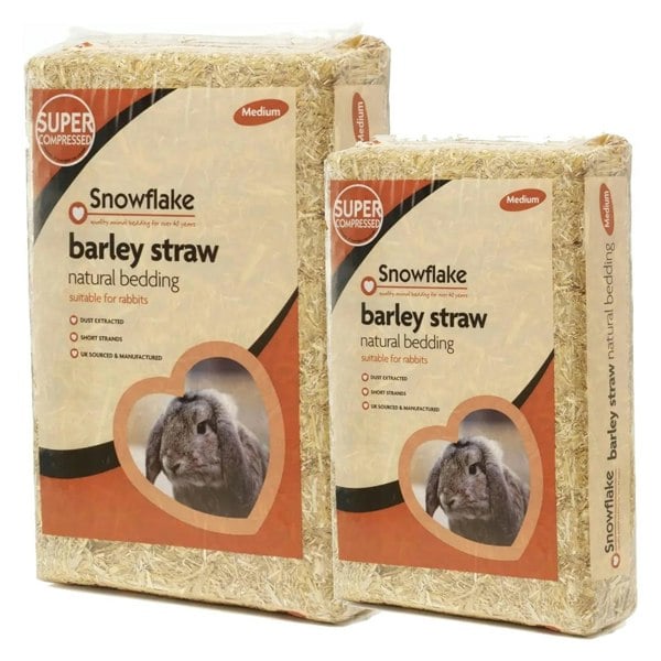 1.6kg (1 Bag) Soft Flake Barley Straw Medium Animal Bedding For Rabbit & Tortoise
