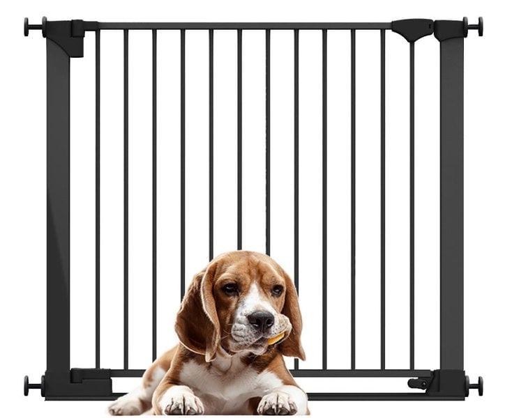 Bettacare SafeStep Dog Gate, Black, 96cm - 103cm, Extra Low Walkthough, 81cm Extra Wide Doorway, One Piece Extra Wide Pet Gate
