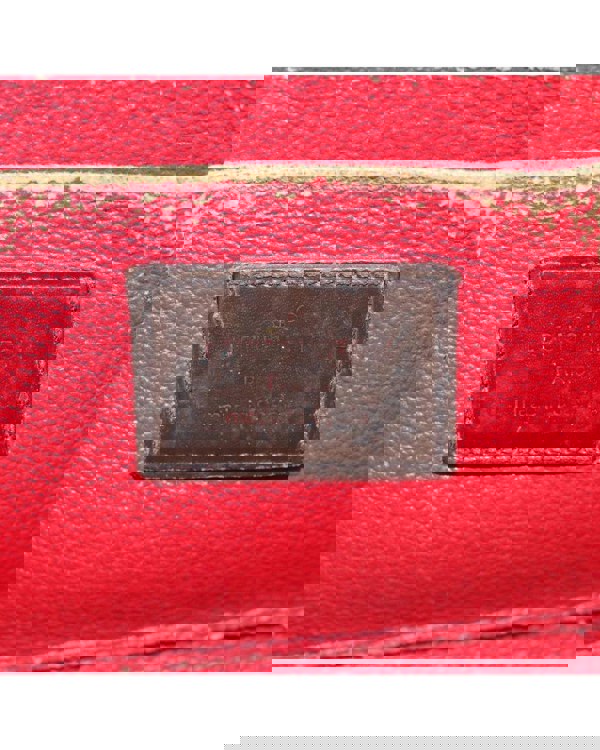 182801976.jpg