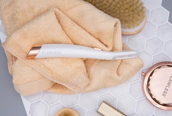 FLAWLESS Dermaplane Glow UK 506607 White