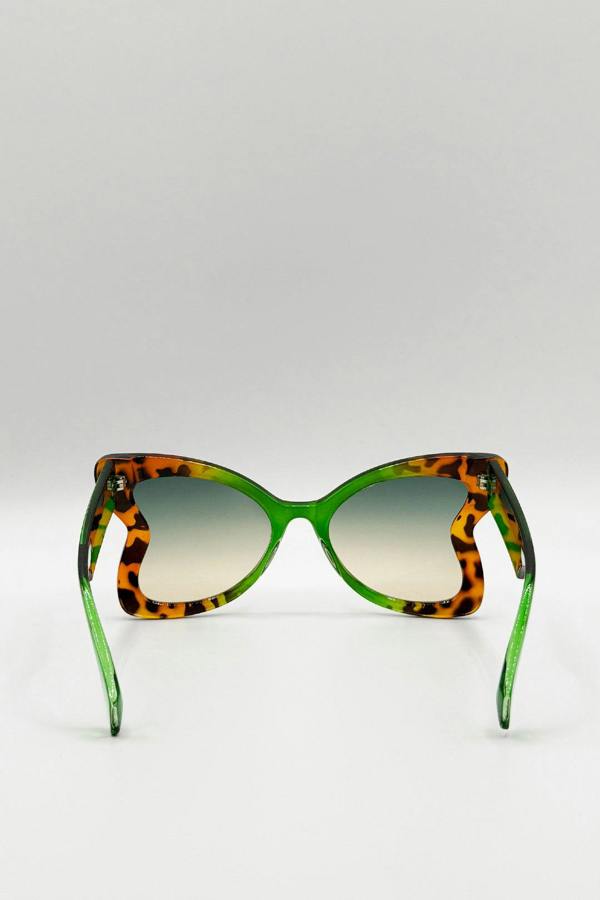 SVNX Oversized Butterfly Sunglasses In Green Leopard