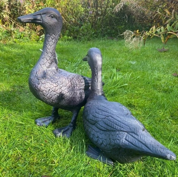 Inspirational Gifting Pair of Ducks Garden Sculpture Cast Aluminium Ornament