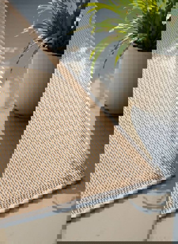 The Rugs Reversible Weatherproof Indoor-Outdoor Rug