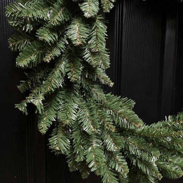 Samuel Alexander 60cm Plain Green Christmas Wreath with 160 Bullet Tips