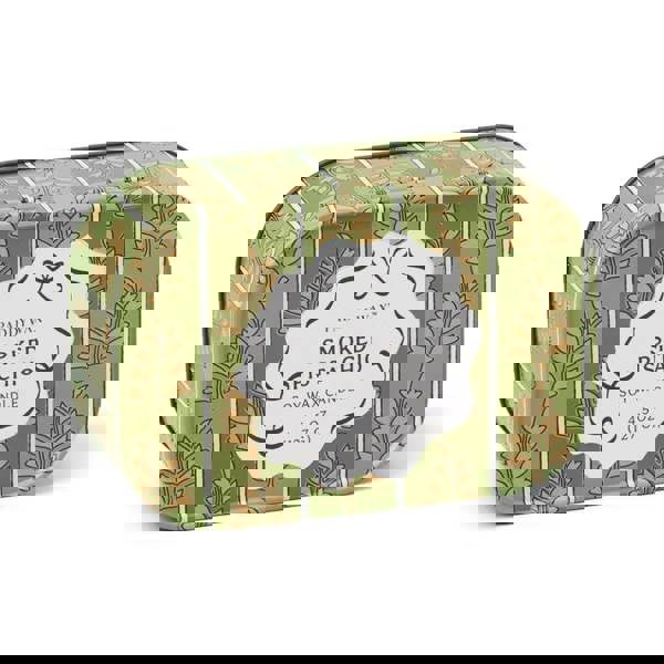 Smoked Pistachio :- Top Notes: Vanilla Bean, Steamed Milk, Toasted Pistachio                                     Middle Notes: Tonka Bean, Warm Spices, Smoked Amber                                     Bottom Notes: Patchouli, Balsamic, Vanilla Absolute