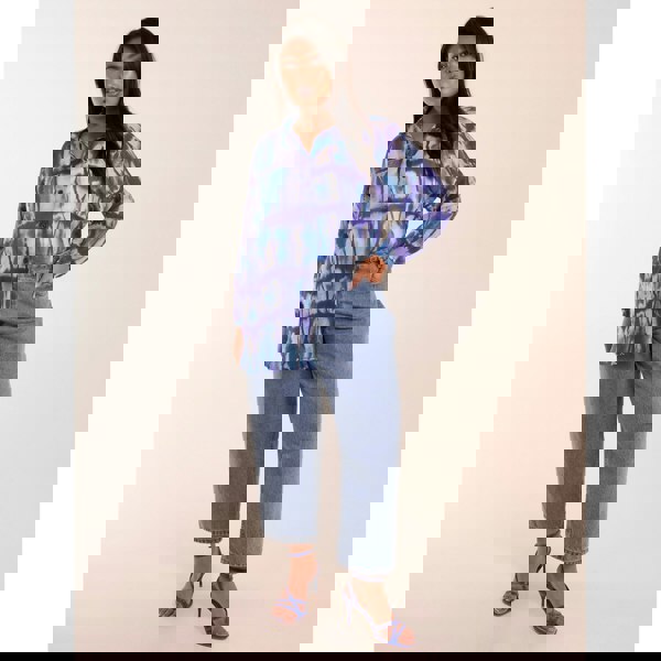 Blue Vanilla Curve Tie Dye Shirt